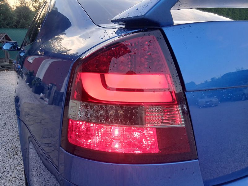Škoda Octavia 2.0 TFSi RS - fotka 30 z 33