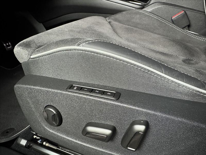 Škoda Enyaq 60 Sportline Assist Tepelko - fotka 25 z 50