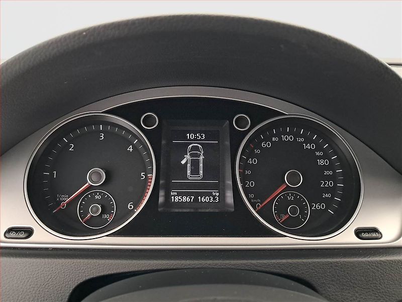 Volkswagen Passat (2014) 1.6 TDI, Serv.kniha, Navi - fotka 11 z 18