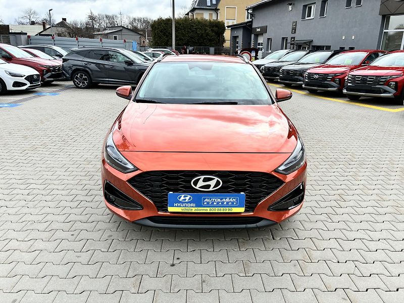 Hyundai i30 WG 1.5DPi 71kW SMART CLIMATE - fotka 2 z 32