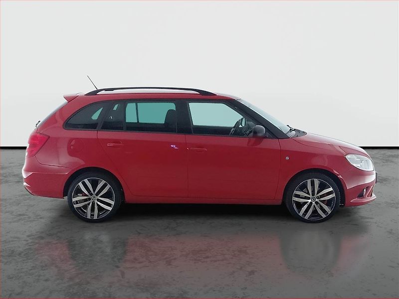 Škoda Fabia (2011) Ambiente RS 1.4 TSI, Automat - fotka 6 z 16