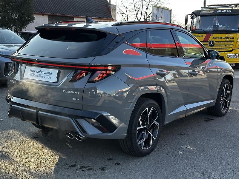 Hyundai Tucson 1,6 TGDI N LINE STYLE PREMIUM - fotka 6 z 12