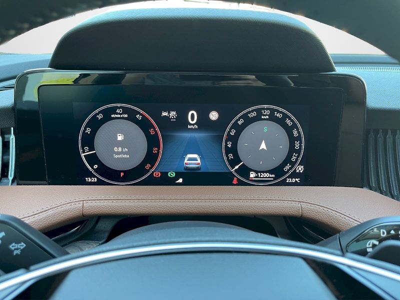 Škoda Superb (2025) 2.0 TDI 110kW L&K DSG - fotka 9 z 36