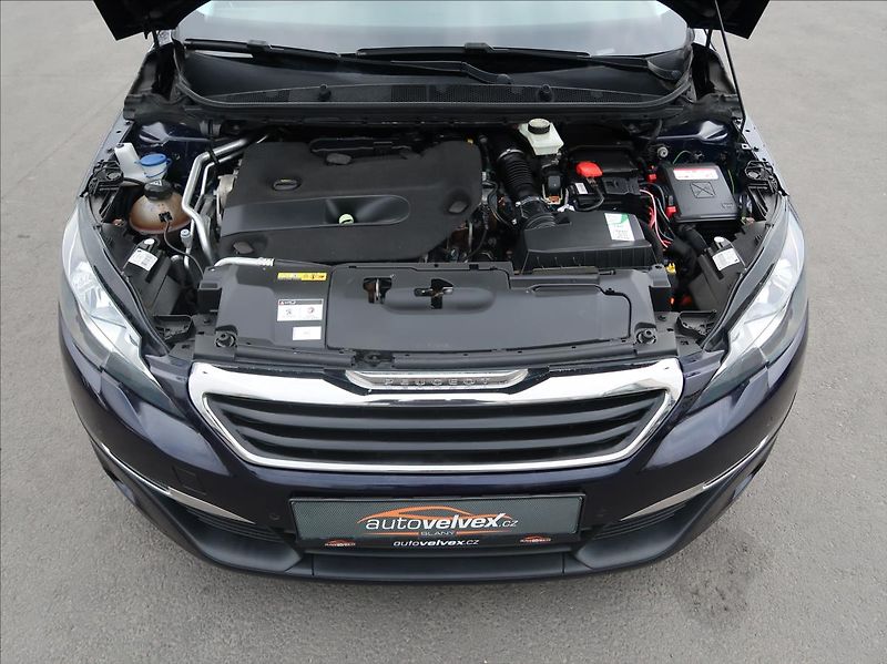 Peugeot 308 2,0 BHDi,110kW,BusinessLine - fotka 21 z 24
