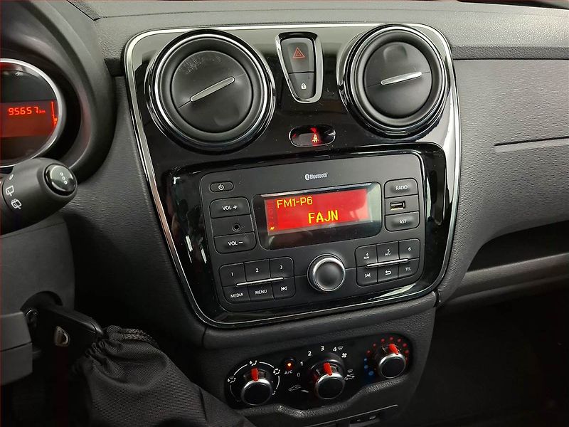 Dacia Dokker (2020) Arctica 1.3 TCe, 5Míst, ČR - fotka 12 z 15