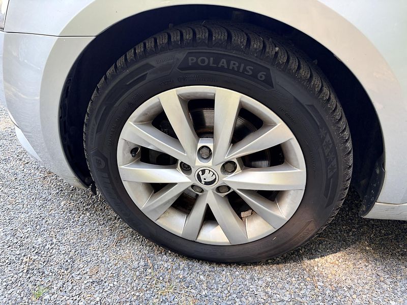 Škoda Octavia 2.0TDI 4x4 DSG - fotka 5 z 42