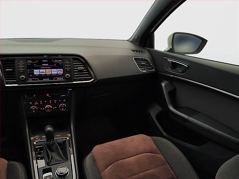 Seat Ateca (2016) 2.0 TDI 4Drive, 4X4, Automat - fotka 8 z 17