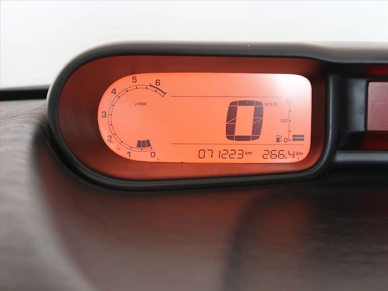 Citroën C3 Picasso (2014) 1.4 i, Serv.kniha, Tempomat - fotka 11 z 14