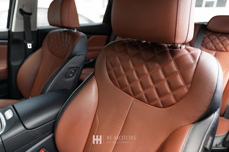 Hyundai Santa Fe (2023) - fotka 30 z 49