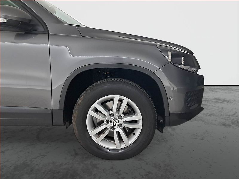 Volkswagen Tiguan (2013) 2.0 TDI, Park. senzory - fotka 14 z 18