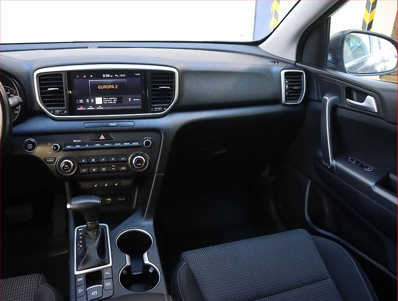 Kia Sportage (2021) 1.6 CRDi, Automat, Serv.kniha - fotka 8 z 23