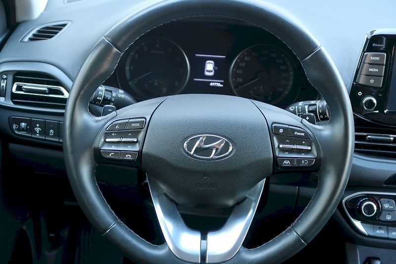 Hyundai i30 (2023) SW Smart 1,0 T - GDI DCT7 88 k - fotka 10 z 35