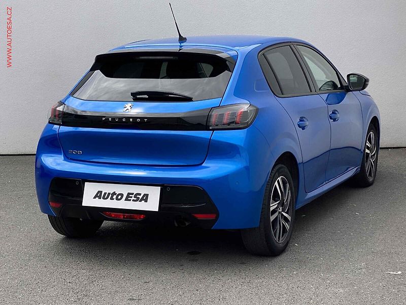 Peugeot 208 (2022) 1.2 PT, Allure, LED, kamera - fotka 4 z 18