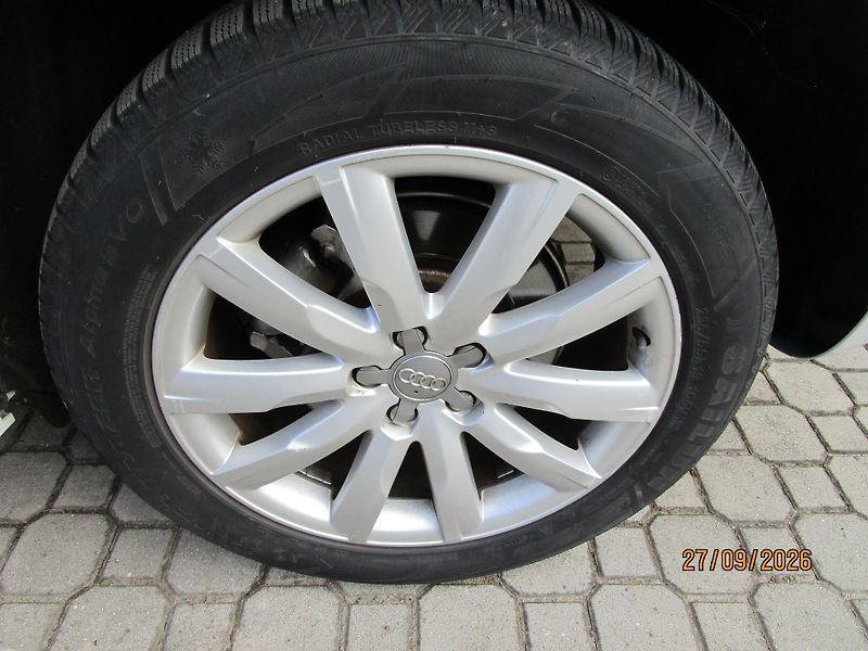 Audi Q5 (2014) 3,0 TDi S-line 4x4 - fotka 8 z 32