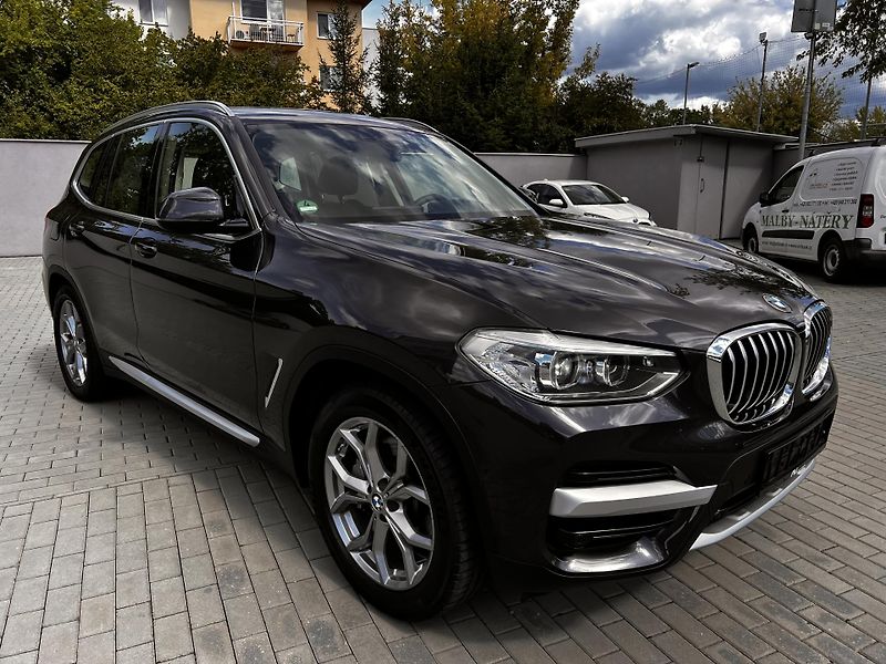 BMW X3 30e xDrive 1. majitel  - fotka 2 z 27
