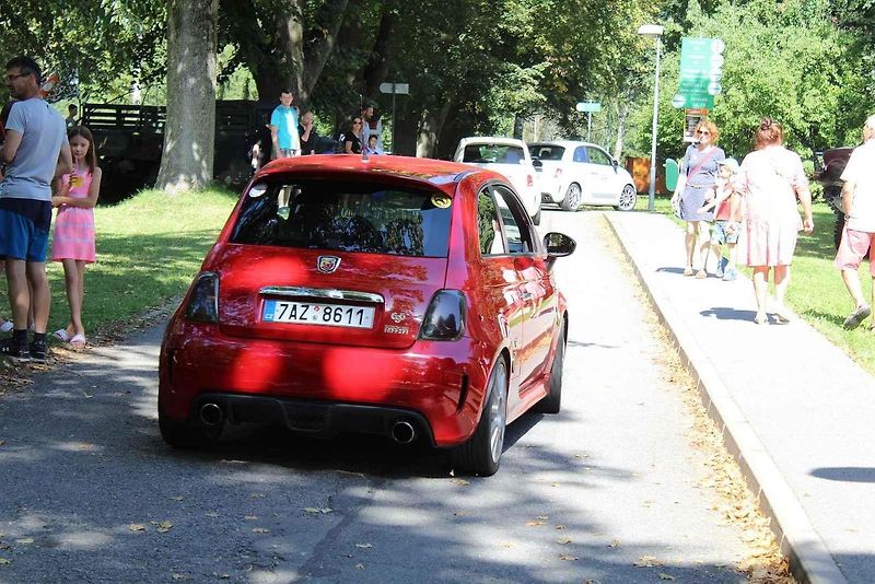 Festival MotorSvět se do areálu Psychiatrické nemocnice v Havlíčkově Brodě vrátil.po dvou letech. Jednou z ozdob bylo Lamborghini Gallardo.