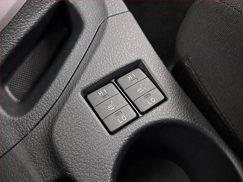 Toyota Auris (2013) Hybrid, Automat, Serv.kniha - fotka 18 z 21