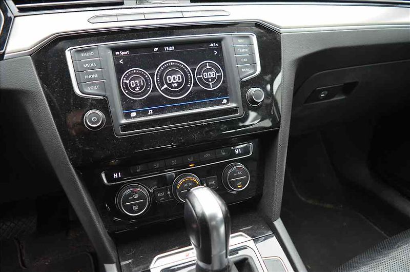 Volkswagen Passat CC (2017) 2,0 BITDI DSG 4-MOTION - fotka 16 z 23