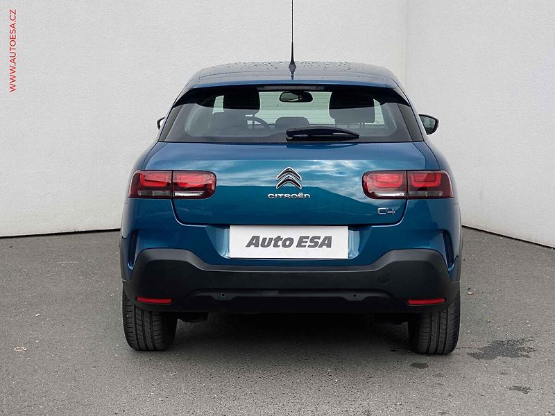 Citroën C4 Cactus (2019) 1.2 PT, 1.maj,ČR, Feel - fotka 5 z 19