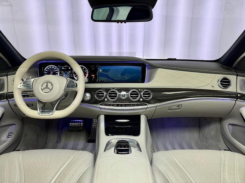 Mercedes-Benz Třídy S V8 4MATIC LONG, WEBASTO, PANOR - fotka 10 z 31