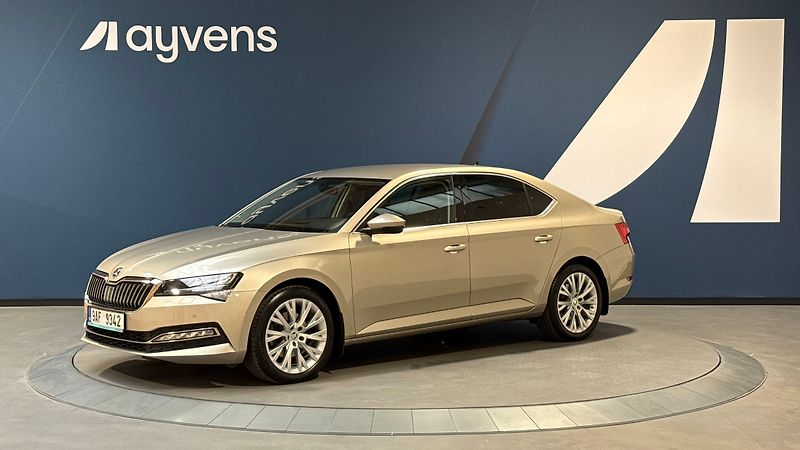Škoda Superb 2.0 TDI 110kW Style DSG - fotka 4 z 14