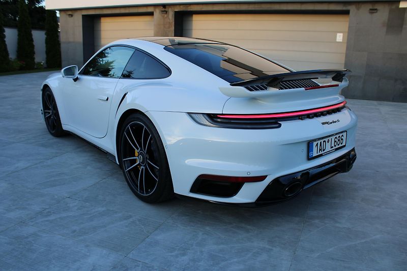 Porsche 911 Turbo S*Burmester*Aero*Záruka* - fotka 4 z 39