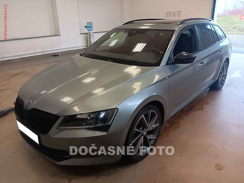 Škoda Superb (2018) 2.0 TDI, AT, navi, bixen - fotka 1 z 3
