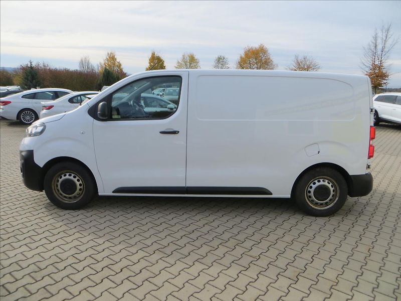 Opel Vivaro 1,5 CDTI 88kw Van L1 - fotka 4 z 18