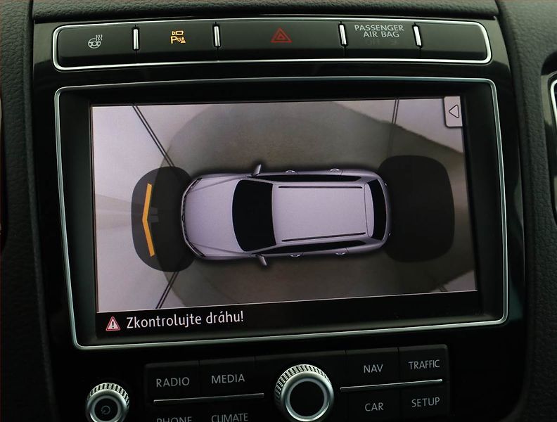 Volkswagen Touareg (2015) R-Line 3.0 TDI, 4X4, Automat - fotka 15 z 21