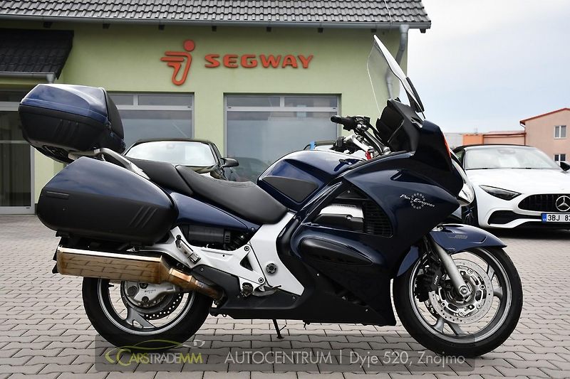 Honda ST 1300 A - fotka 6 z 19