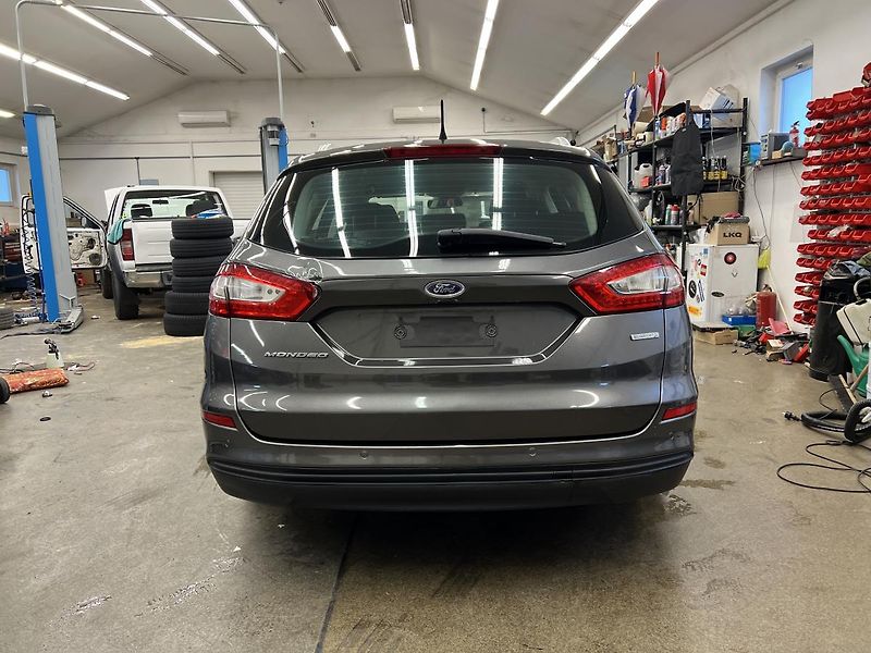 Ford Mondeo 1.5 Ti-VCT 118 kW - fotka 5 z 20