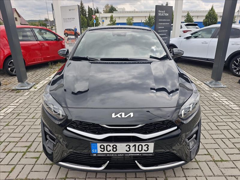 Kia ProCeed 1,5 T-GDI 118kW  GT-Line PLUS - fotka 9 z 24
