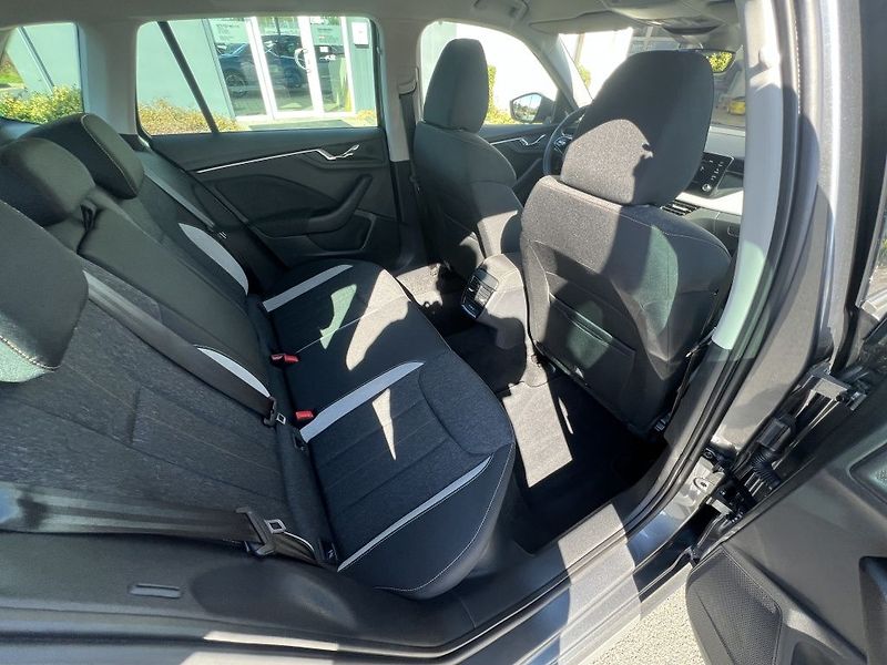 Škoda Kamiq Top Selection 1.0 TSI 85 kW - fotka 15 z 27