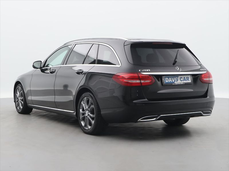 Mercedes-Benz Třídy C 1,6 BlueTec 100kW - fotka 5 z 36