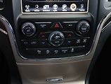 Jeep Grand Cherokee (2017) Limited 3.0 CRD - náhled 12