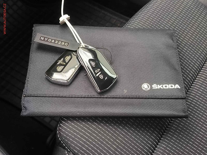 Škoda Octavia (2021) 2.0 TDi, ČR, Ambition, DSG - fotka 26 z 26