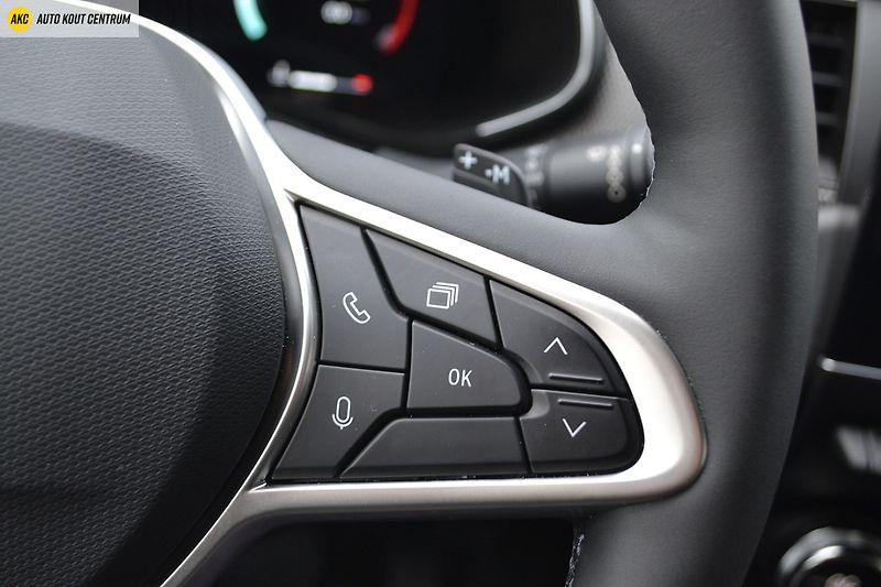 Renault Arkana Techno mild hybrid 140 EDC - fotka 46 z 56