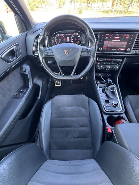 Cupra Ateca (2020) 2.0TSi 4Drive 221kW - fotka 35 z 52