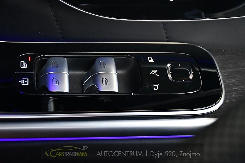 Mercedes-Benz Třídy S 580e AMG LONG - fotka 33 z 65