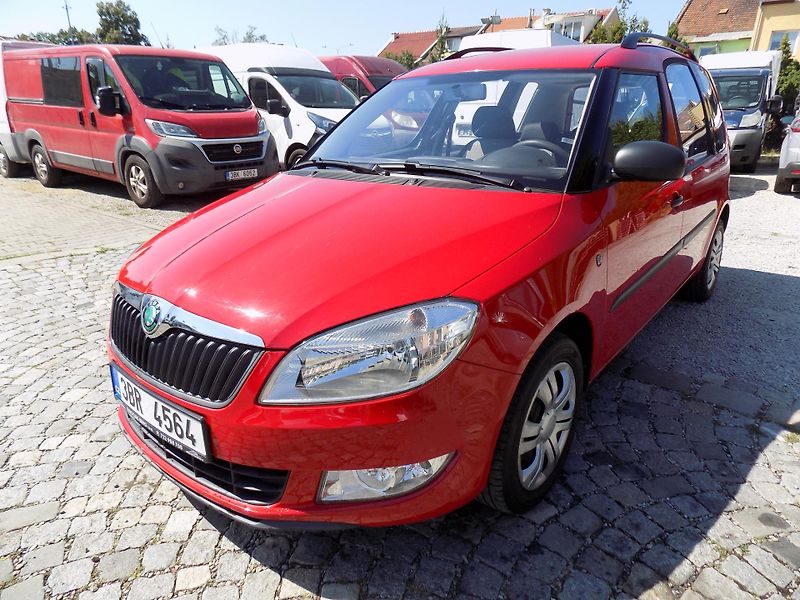 Škoda Roomster 1,2 TSI 63 KW ACTIVE, KLIMA - fotka 1 z 54