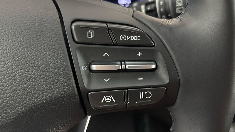 Hyundai i30 1.0 T-GDI Smart Kombi - fotka 14 z 24