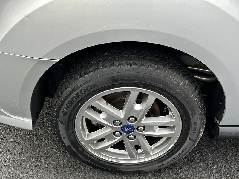 Ford Tourneo Connect (2018) 1.5/88kW* 7.Míst * 1.Maj. - fotka 45 z 50