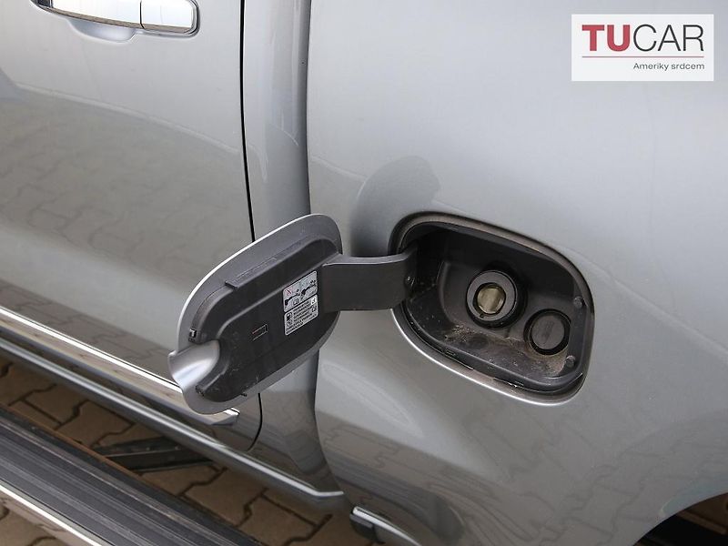 Chevrolet Silverado (2026) High Country 6.2 V8  - fotka 15 z 48