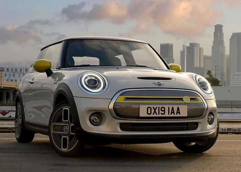 Mini Cooper SE zatím nezná svou českou cenu
