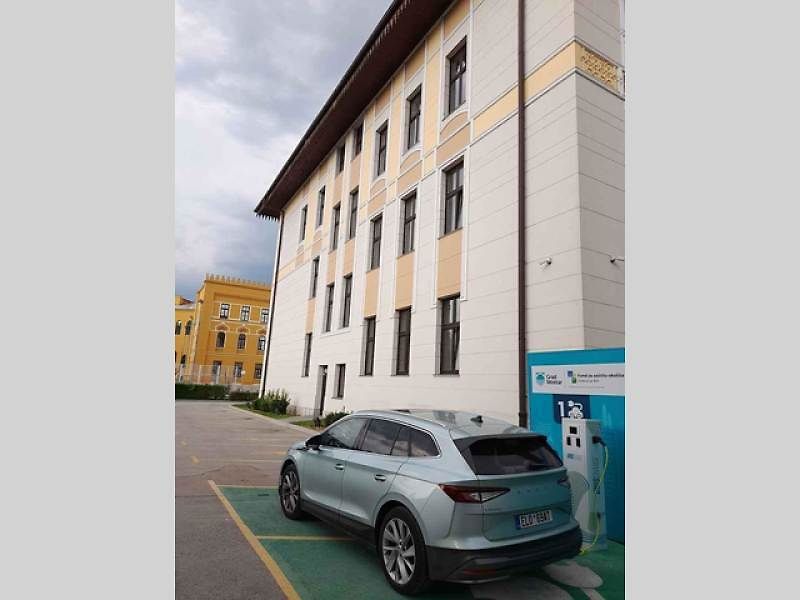 Roadtrip na Balkán: Škoda Enyaq dojela až pod skokanské můstky v Bosně a Hercegovině. A nejen tam