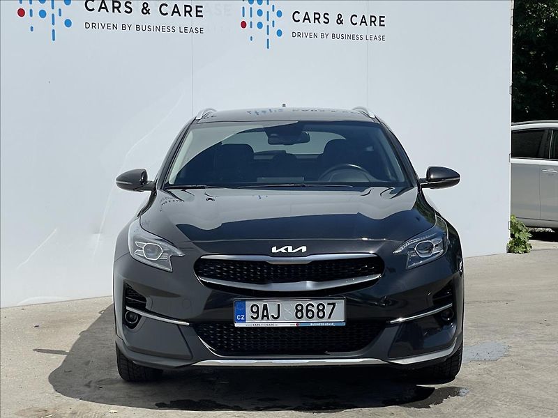 Kia XCeed 1,5 T-GDI Exclusive NAVI - fotka 21 z 23