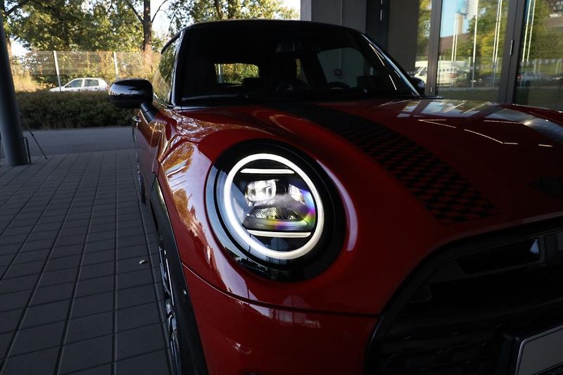 Mini Cooper S - fotka 14 z 23