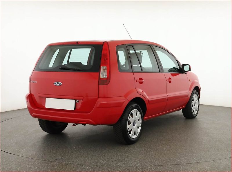 Ford Fusion (2010) 1.4, po STK, za skvělou cenu - fotka 5 z 12