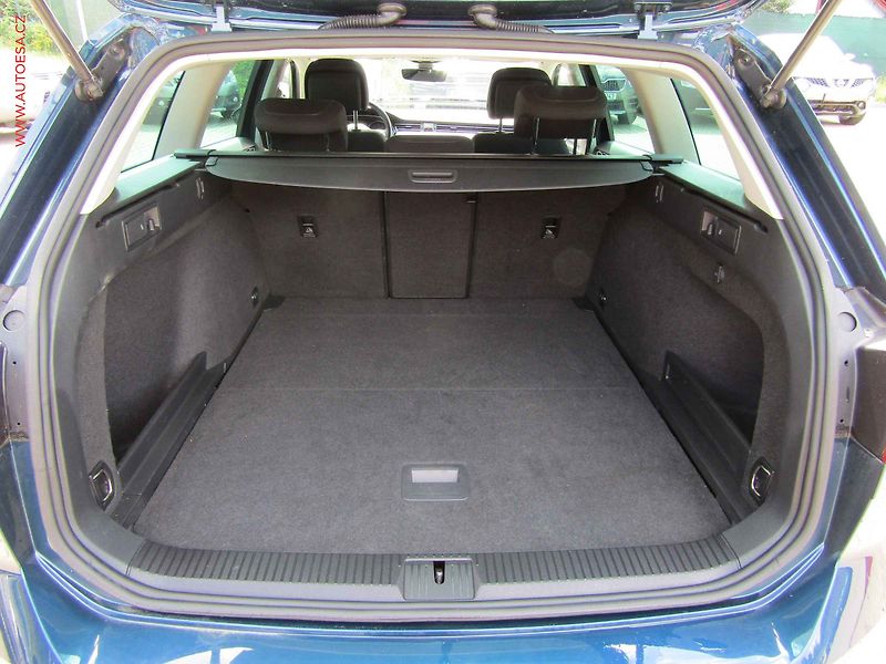 Volkswagen Passat (2020) 2.0TDi, Business, DSG, navi - fotka 7 z 17