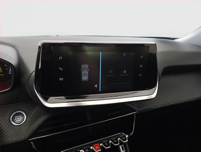 Peugeot 2008 (2022) Active 50 kWh, SoH 91% - fotka 18 z 25